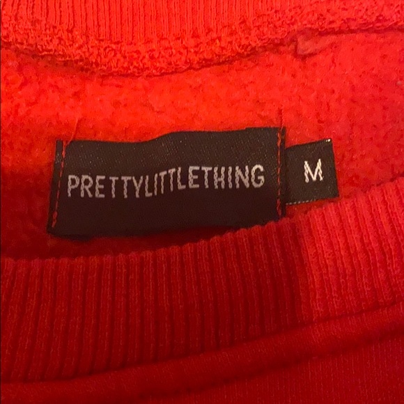 Red prettylittlething oversized crewneck - Picture 2 of 2